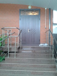 Дверь металлическая входная  "Парадная " с кованым . модель № 36