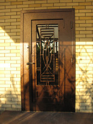 Дверь металлическая входная  "Парадная " с кованым . модель № 39